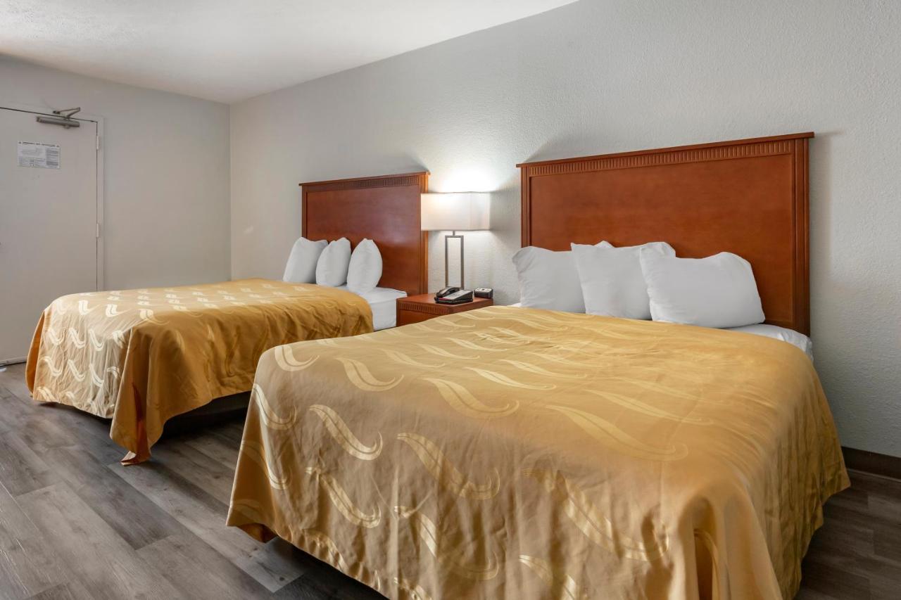 Quality Inn Fayetteville Near Fort Bragg Kültér fotó