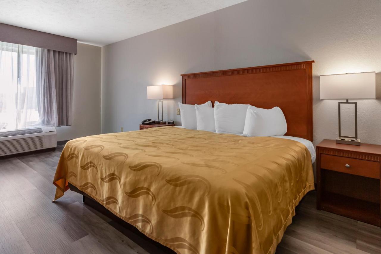 Quality Inn Fayetteville Near Fort Bragg Kültér fotó