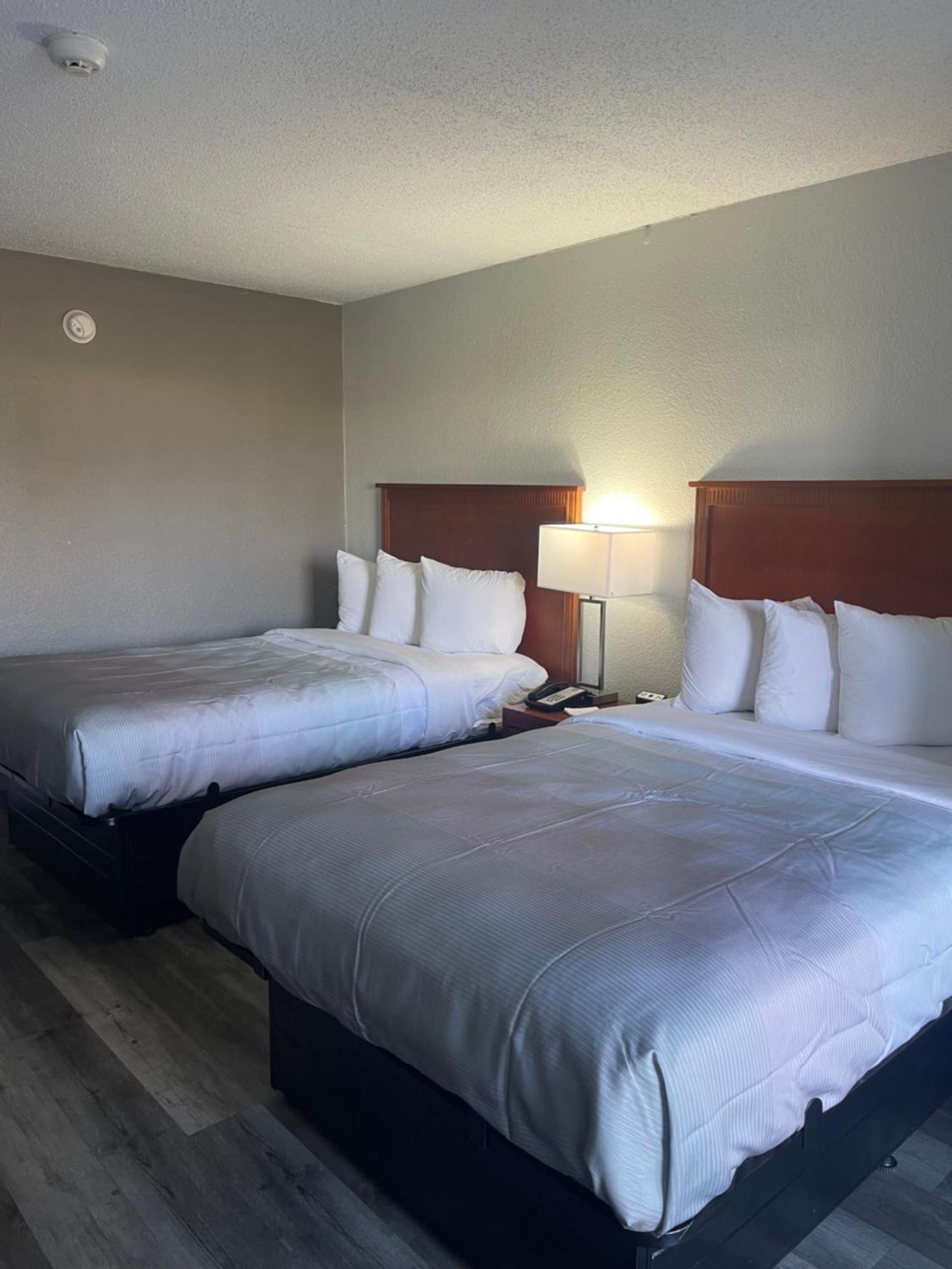 Quality Inn Fayetteville Near Fort Bragg Kültér fotó