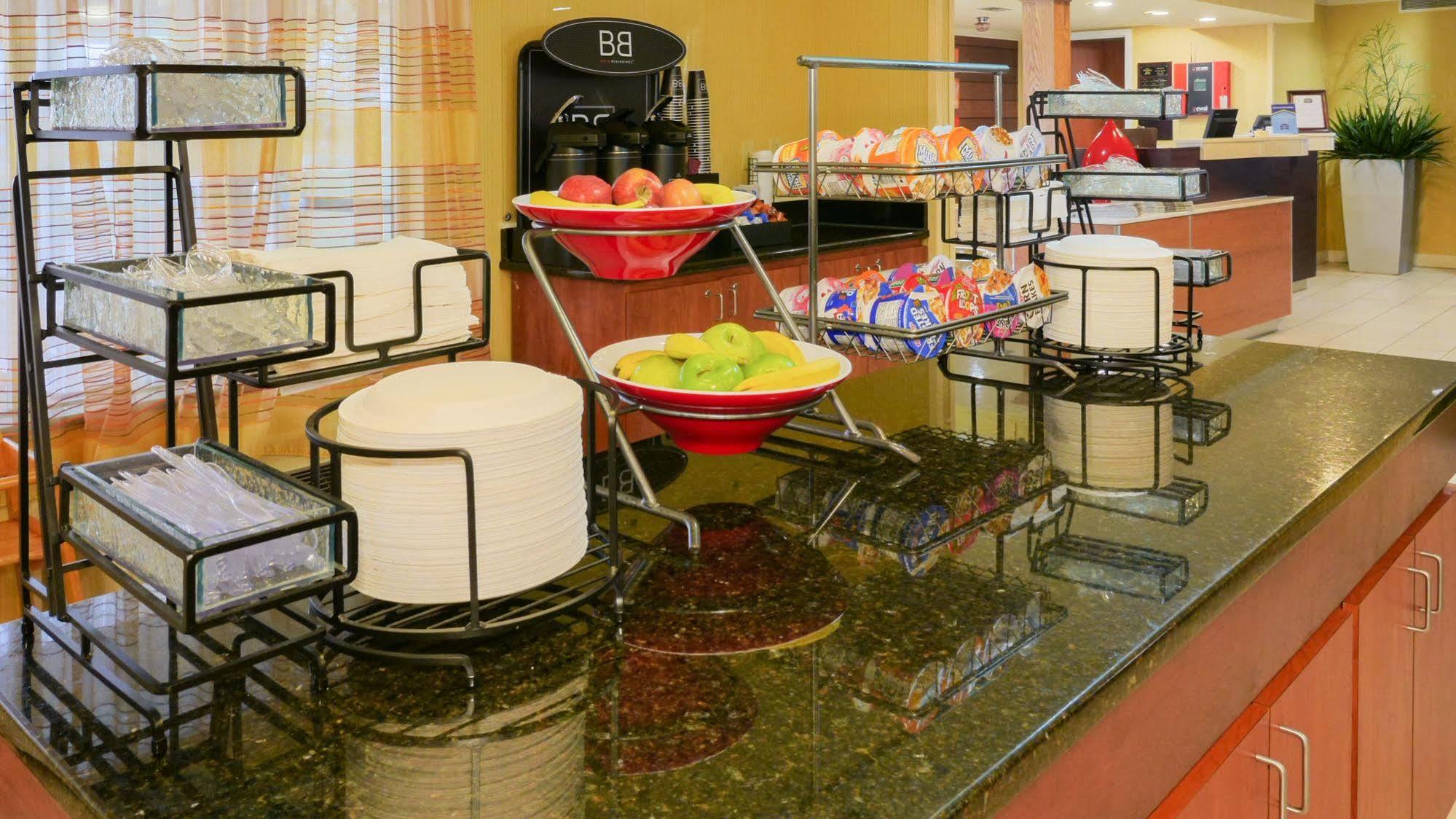 Quality Inn Fayetteville Near Fort Bragg Kültér fotó
